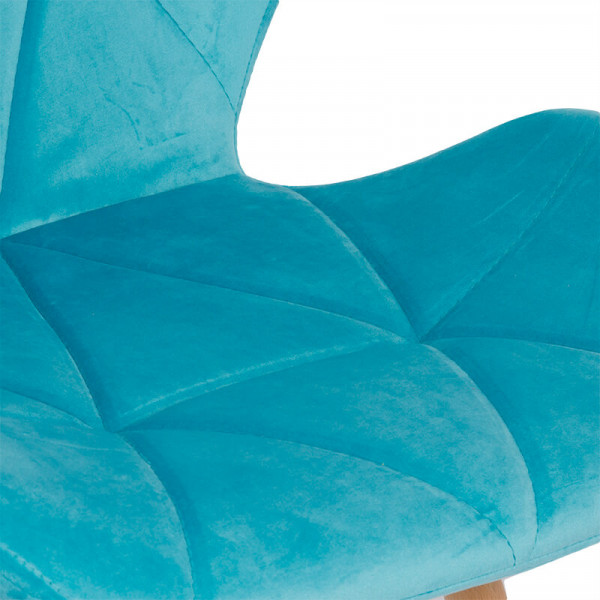 Трапезен стол в цвят тюркоаз.